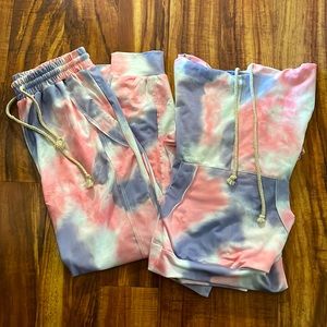 Tie Dye Lounge Set!